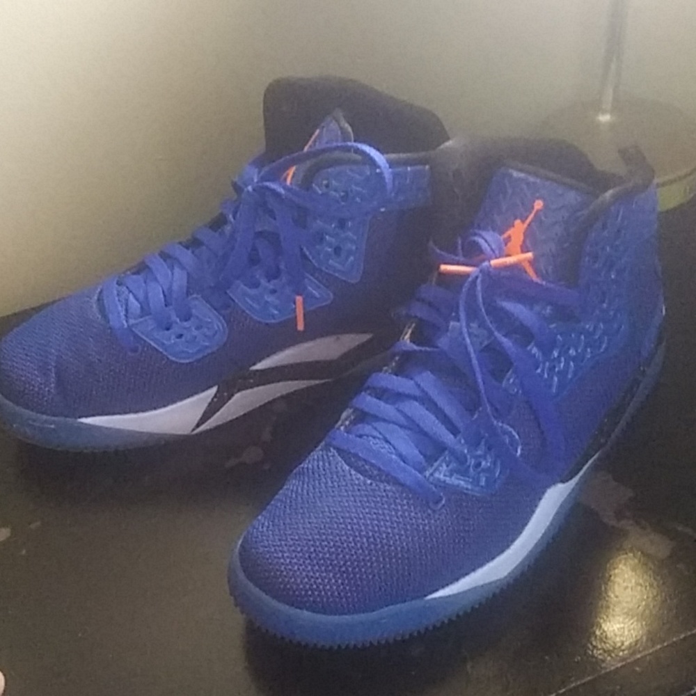 Mens sneakers